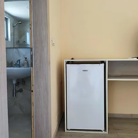 Nisajos *