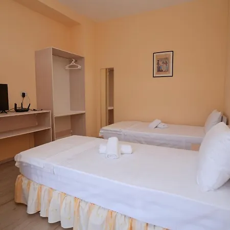 Nisajos Apartment *