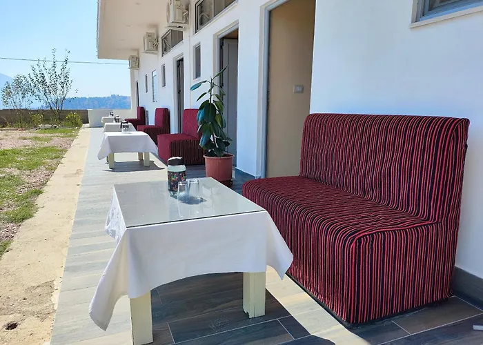 Nisajos * Gjirokastër