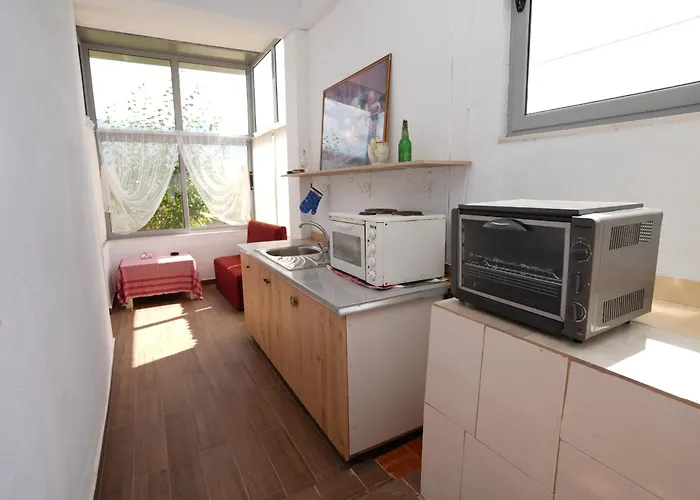 Nisajos Gjirokastër